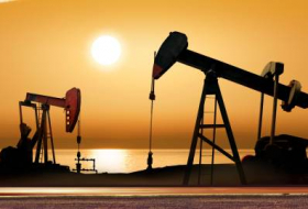 Цена на нефть снижается